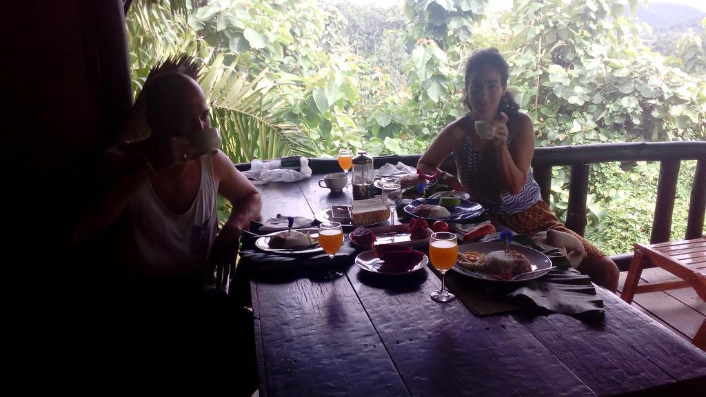 The Local Story Resort Ban Mon Talaeng 外观 照片