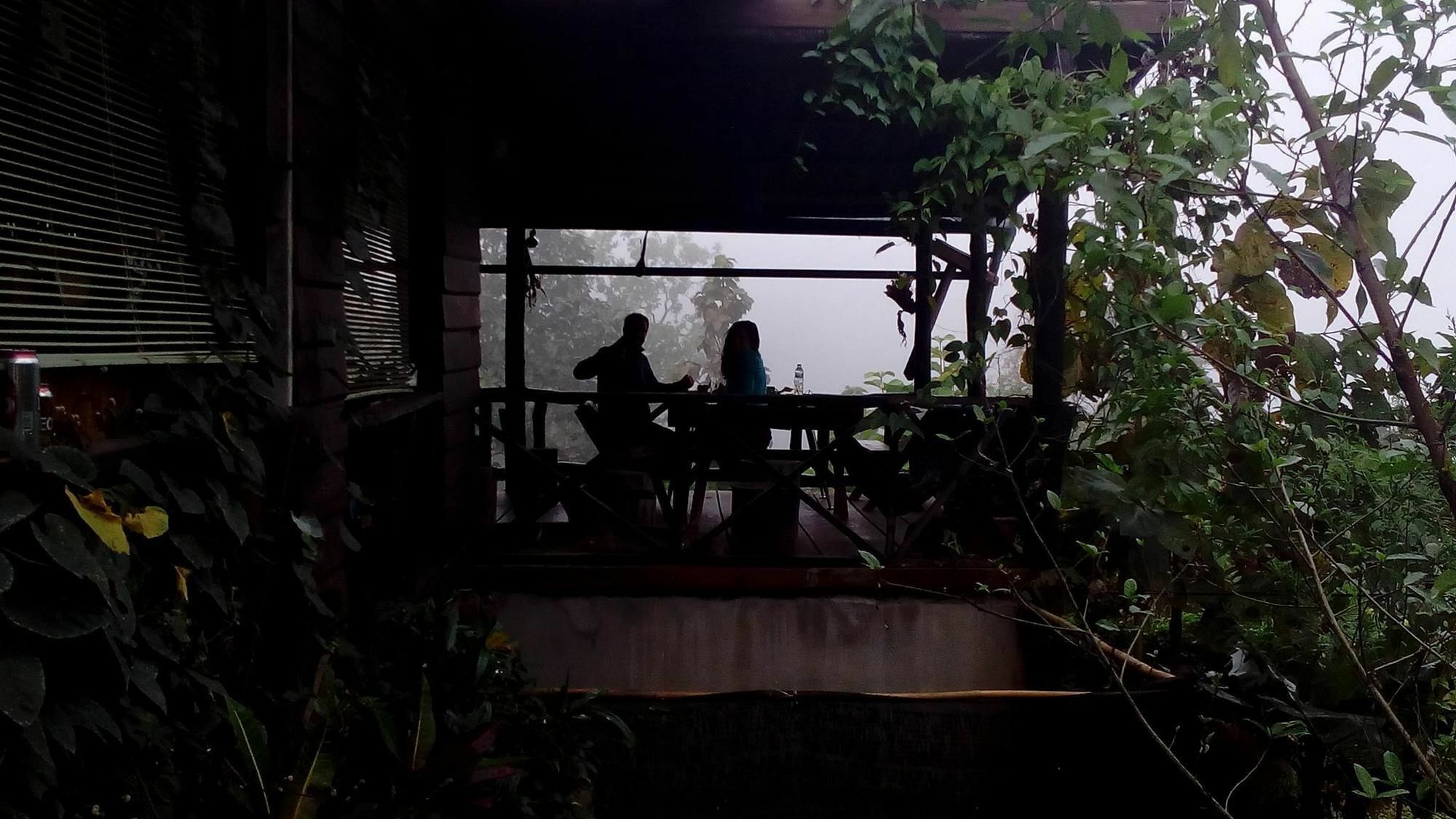 The Local Story Resort Ban Mon Talaeng 外观 照片